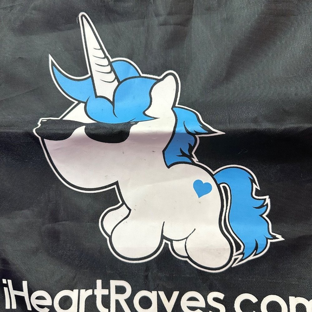 Iheartraves.Com Unicorn Drawstring Bag - image 6